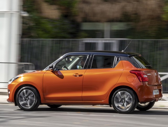 Suzuki Swift 5 Doors photo 22