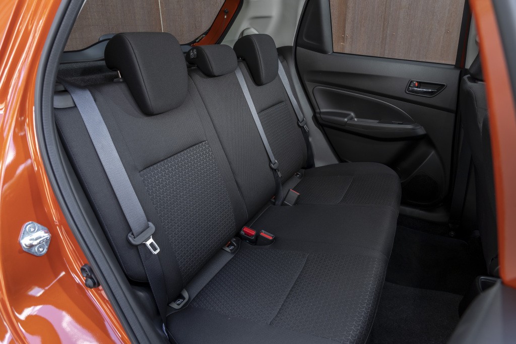 Suzuki Swift 5 Doors photo 36