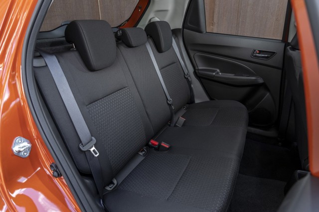 Suzuki Swift 5 Doors photo 36