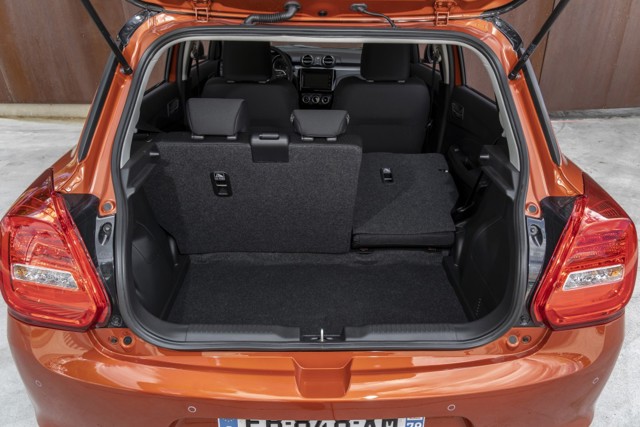 Suzuki Swift 5 Doors photo 39