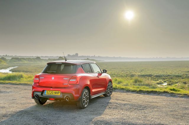 Suzuki Swift 5 Doors photo 34