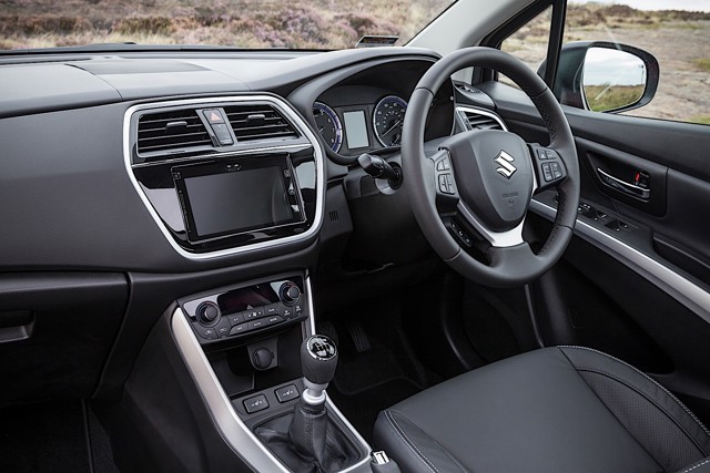 Suzuki Sx4 Crossover foto 45