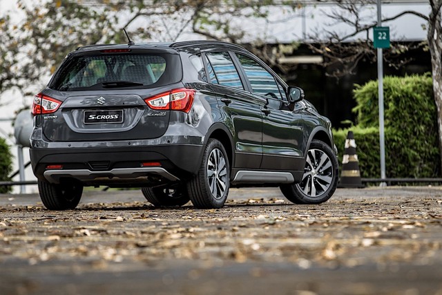 Suzuki Sx4 Crossover foto 17