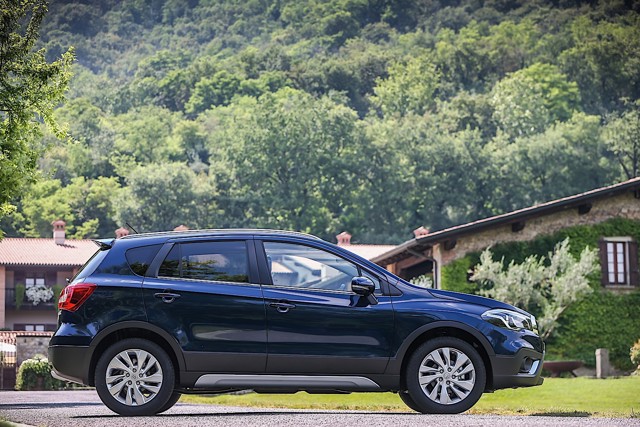 Suzuki Sx4 Crossover foto 37