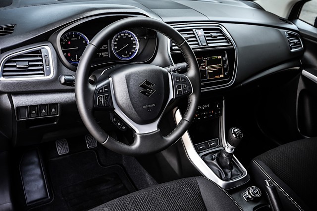Suzuki Sx4 Crossover foto 50