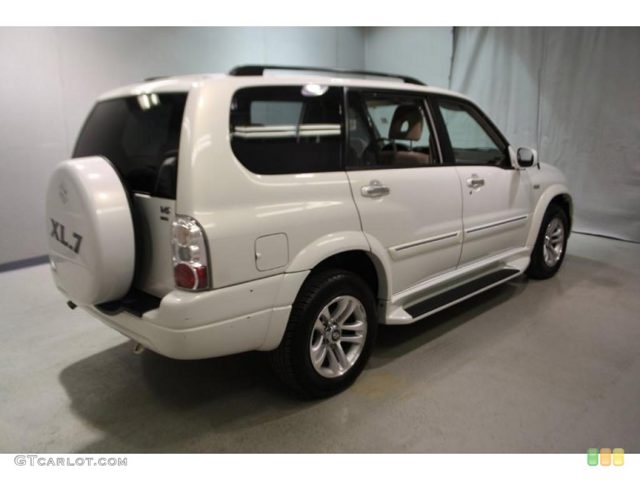 Suzuki Xl7 foto 8