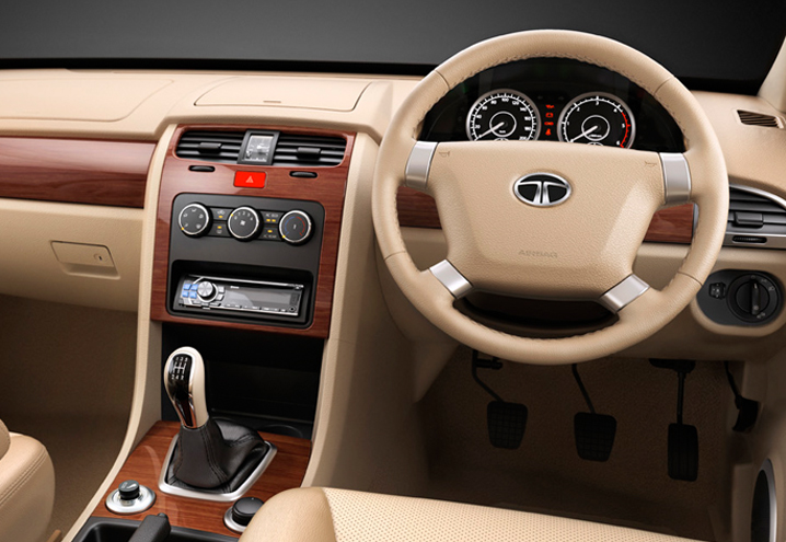 Tata Motors Safari photo 11