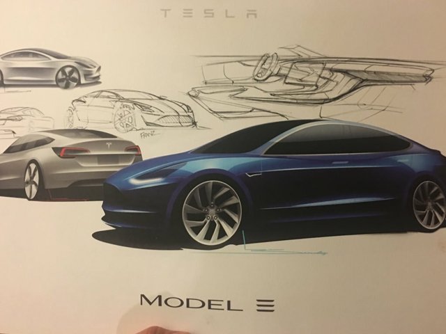 Tesla Model 3 photo 8