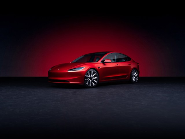 TESLA Model 3