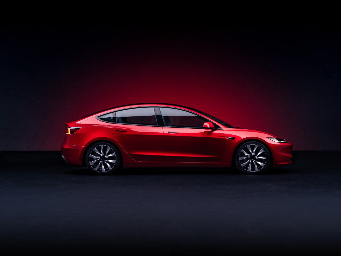 Tesla Model 3 photo 9