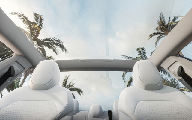 Tesla Model 3 photo 16