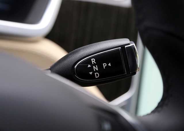 Tesla Model S photo 80