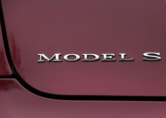 Tesla Model S photo 21
