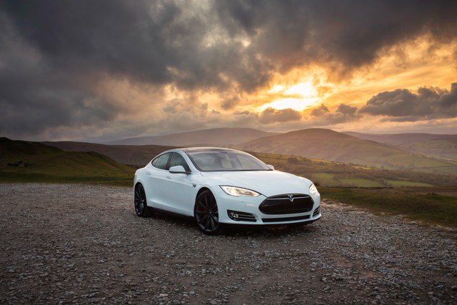 Tesla Model S photo 43