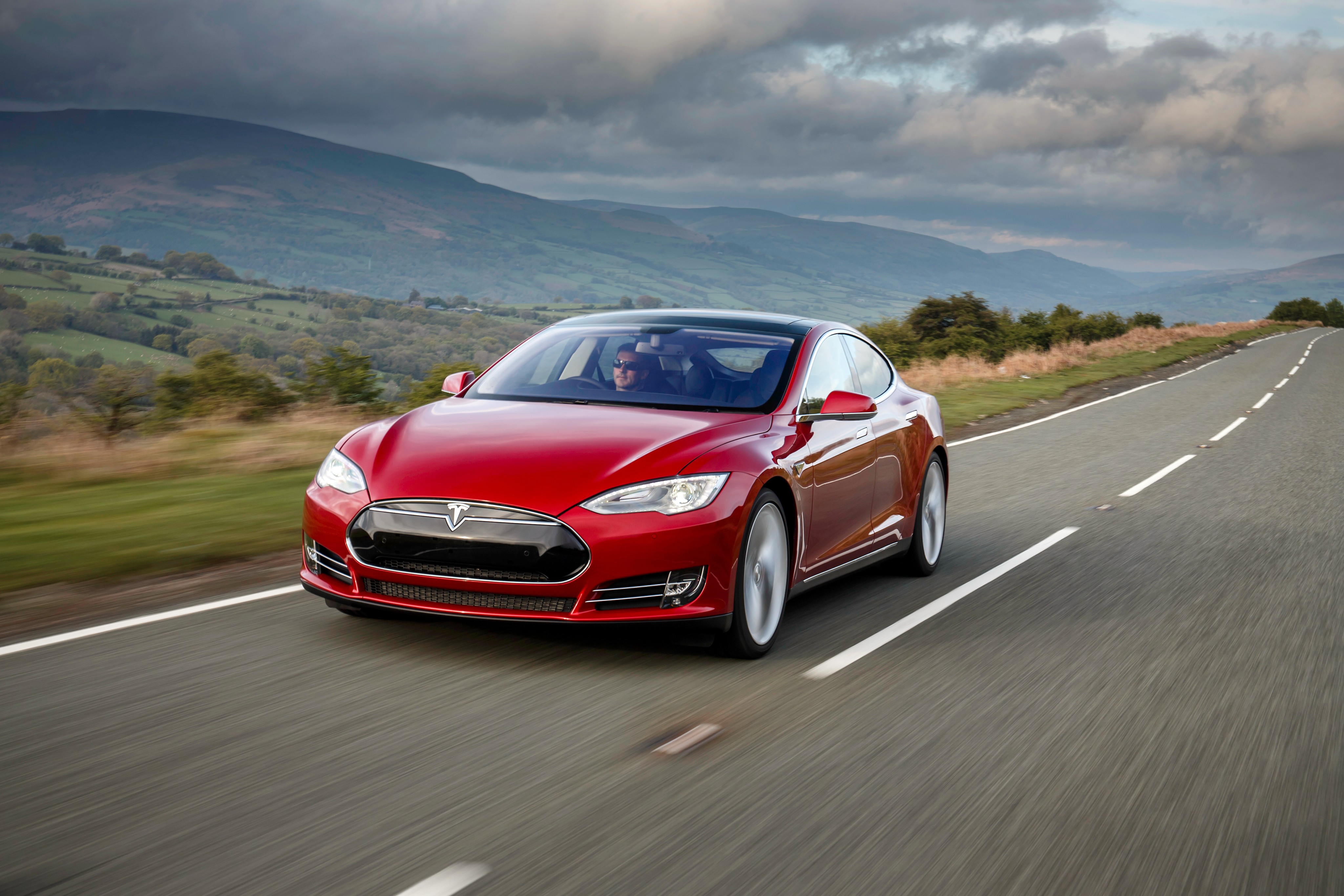 Tesla Model S photo 51