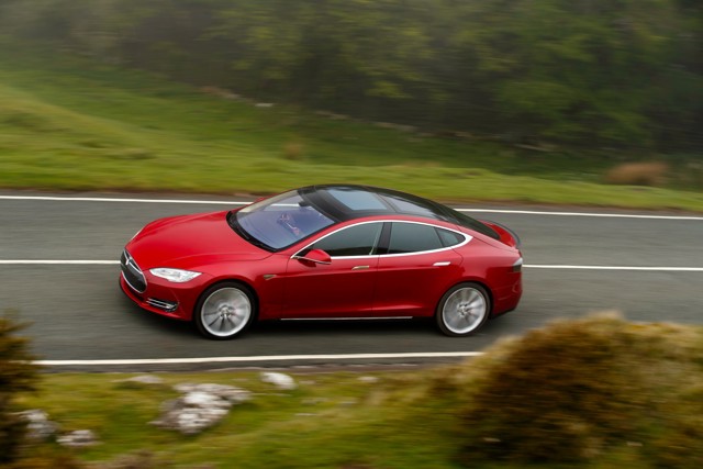 Tesla Model S photo 56
