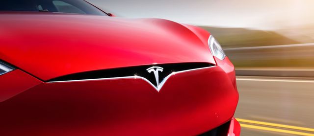 Tesla Model S photo 7