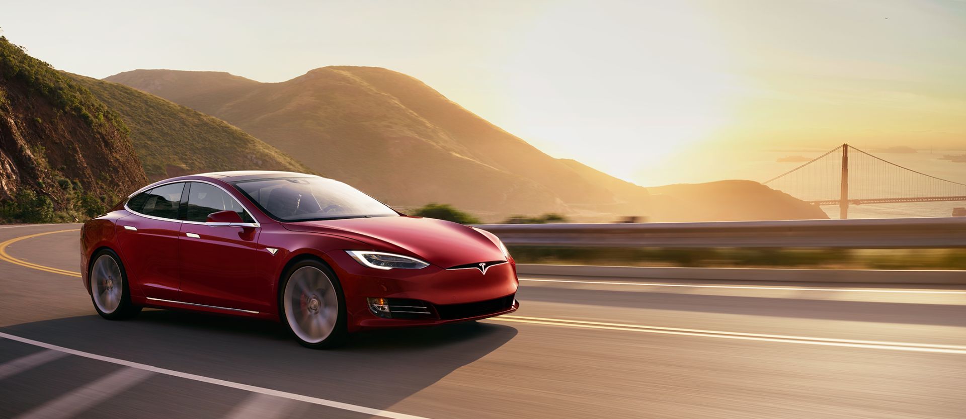 Tesla Model S photo 8