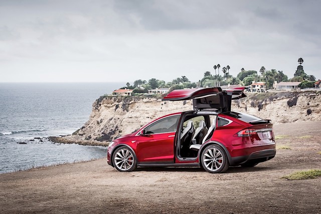Tesla Model X photo 26