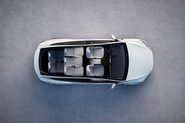 Tesla Model X photo 9
