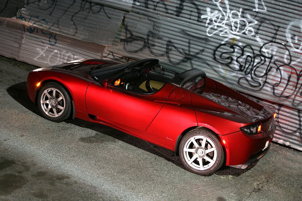 Tesla Roadster photo 14