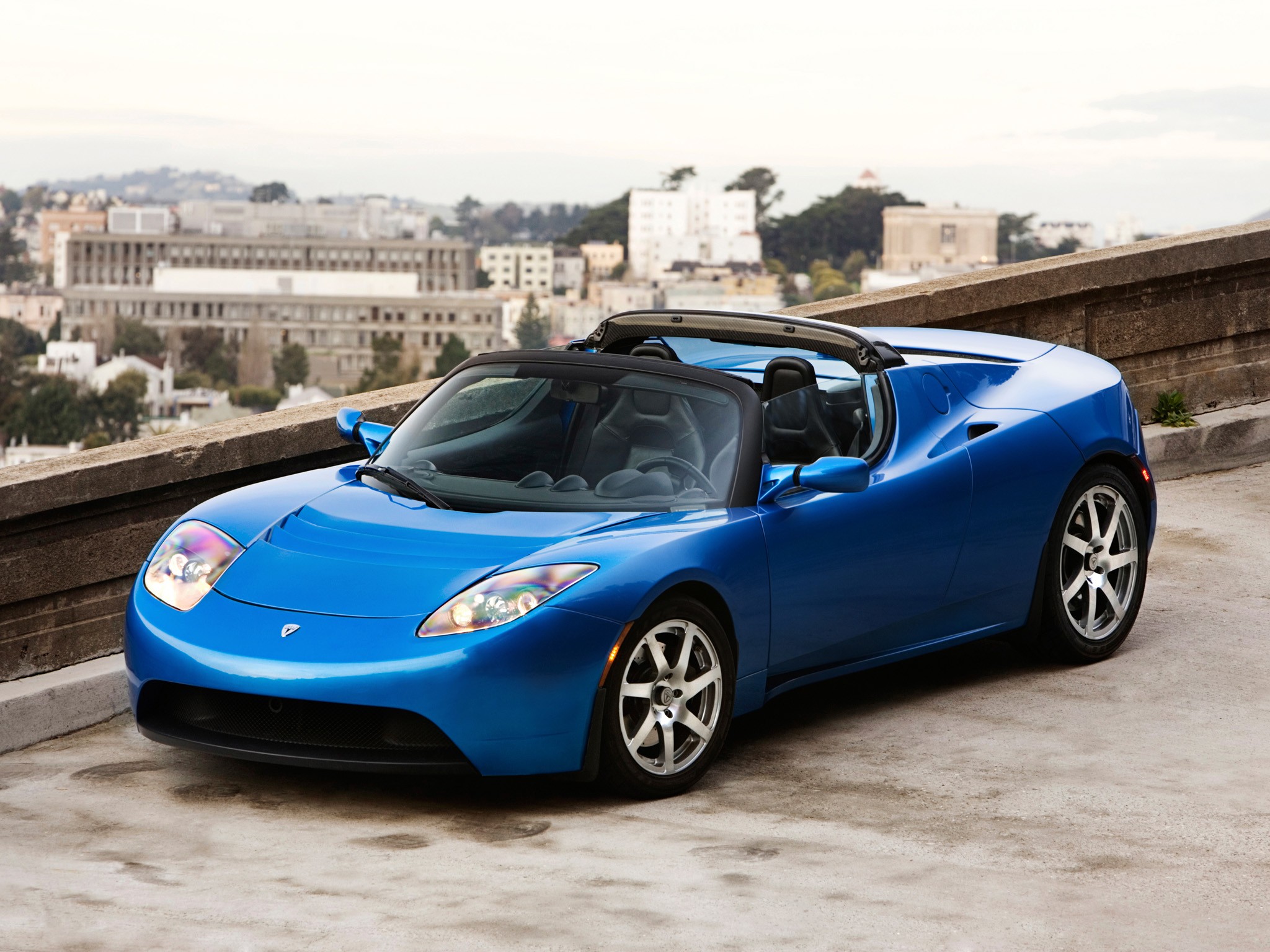 Tesla Roadster photo 16