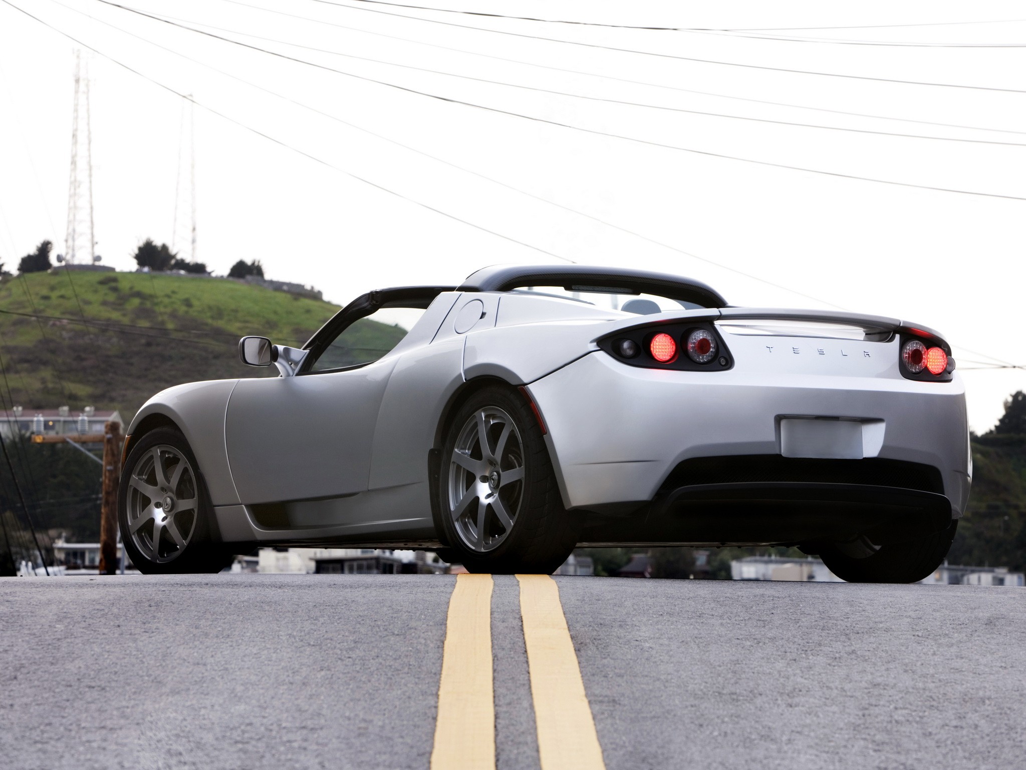 Tesla Roadster photo 18