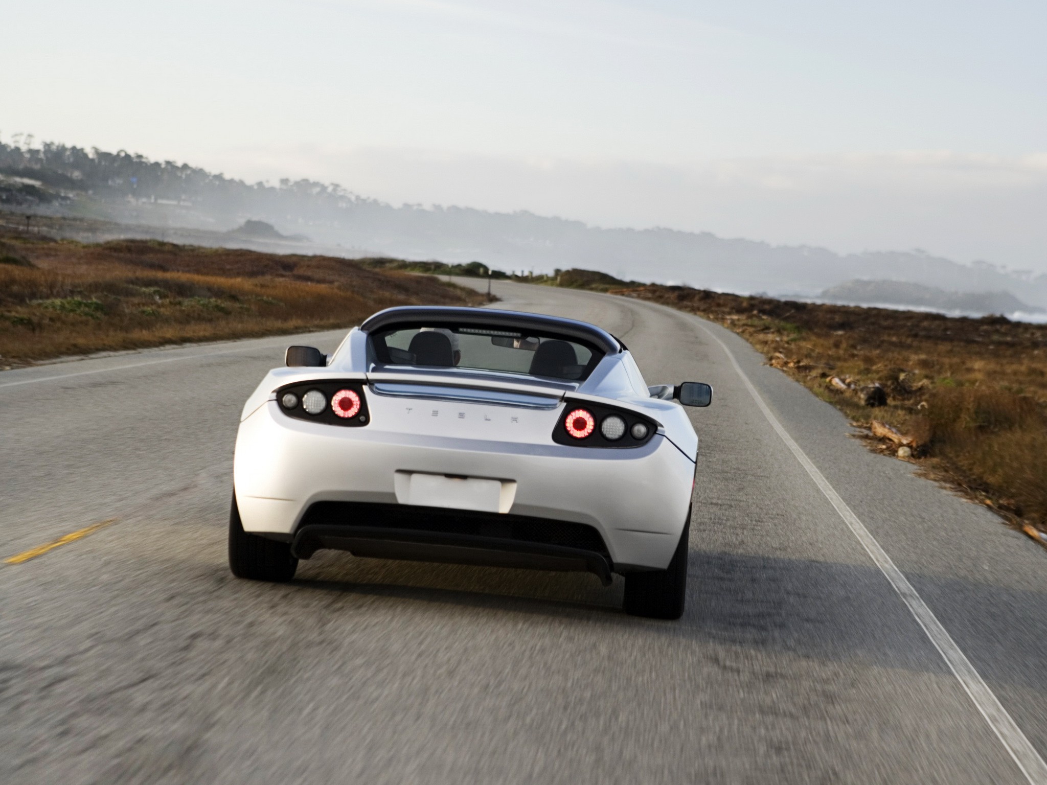 Tesla Roadster photo 24
