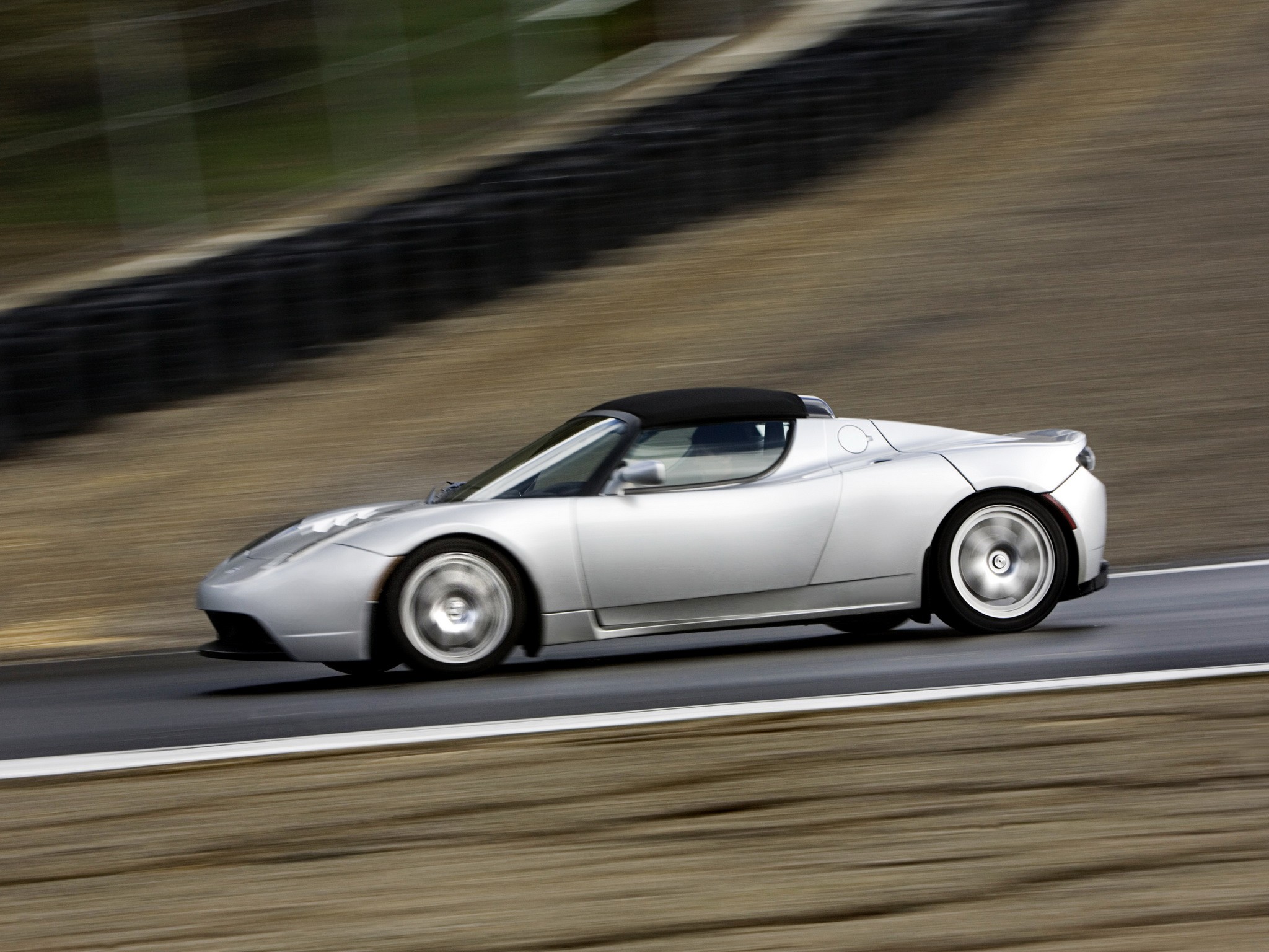Tesla Roadster photo 29