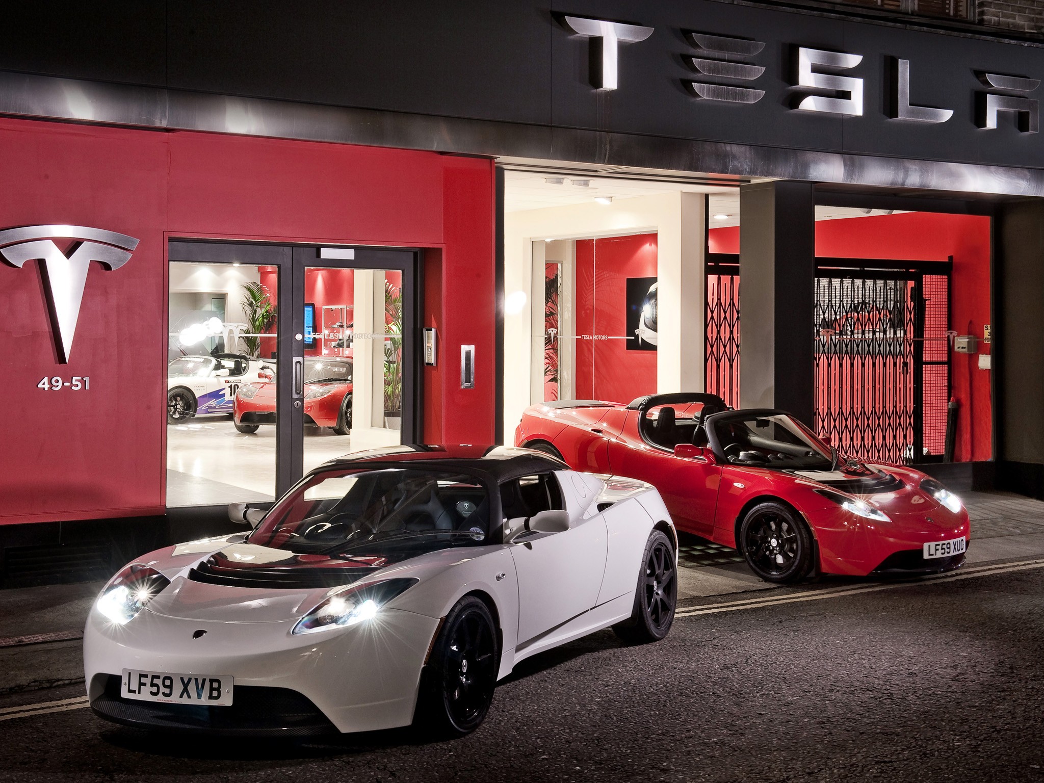 Tesla Roadster photo 36