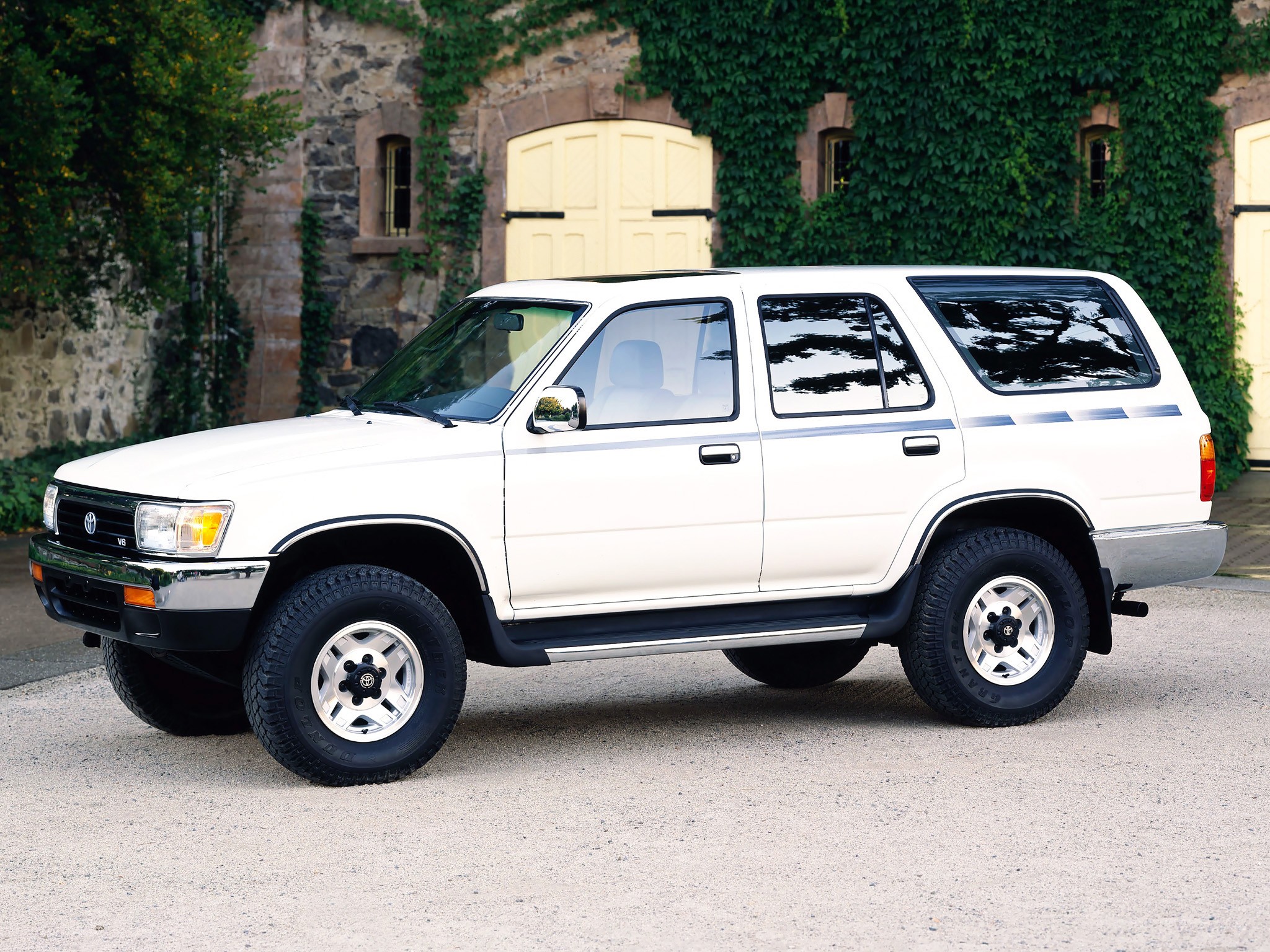Toyota 4Runner photo 21