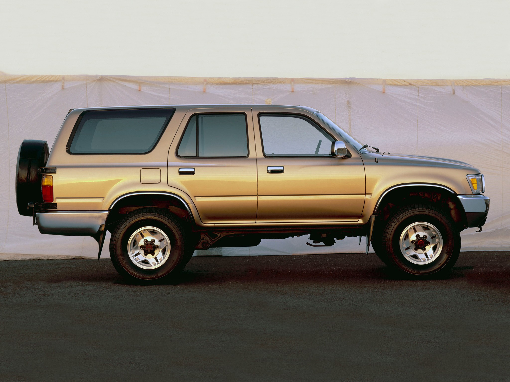 Toyota 4Runner photo 24