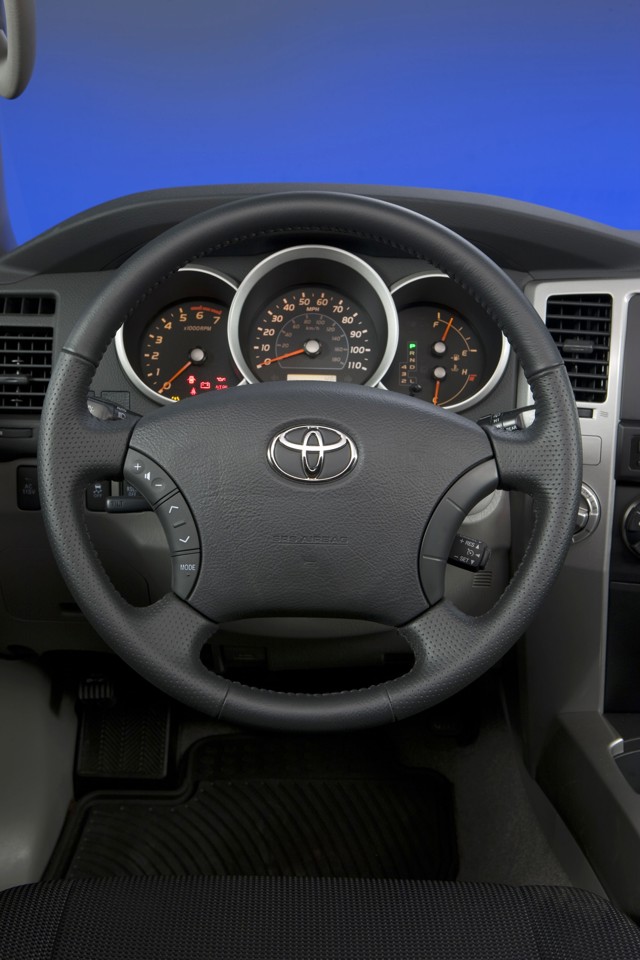 Toyota 4Runner photo 61