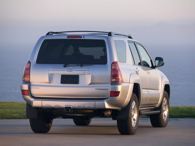 Toyota 4Runner photo 7