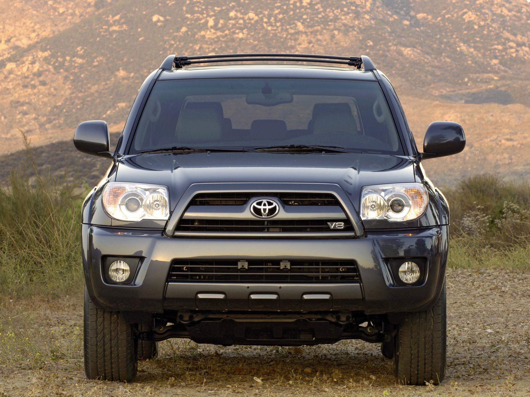 Toyota 4Runner photo 13