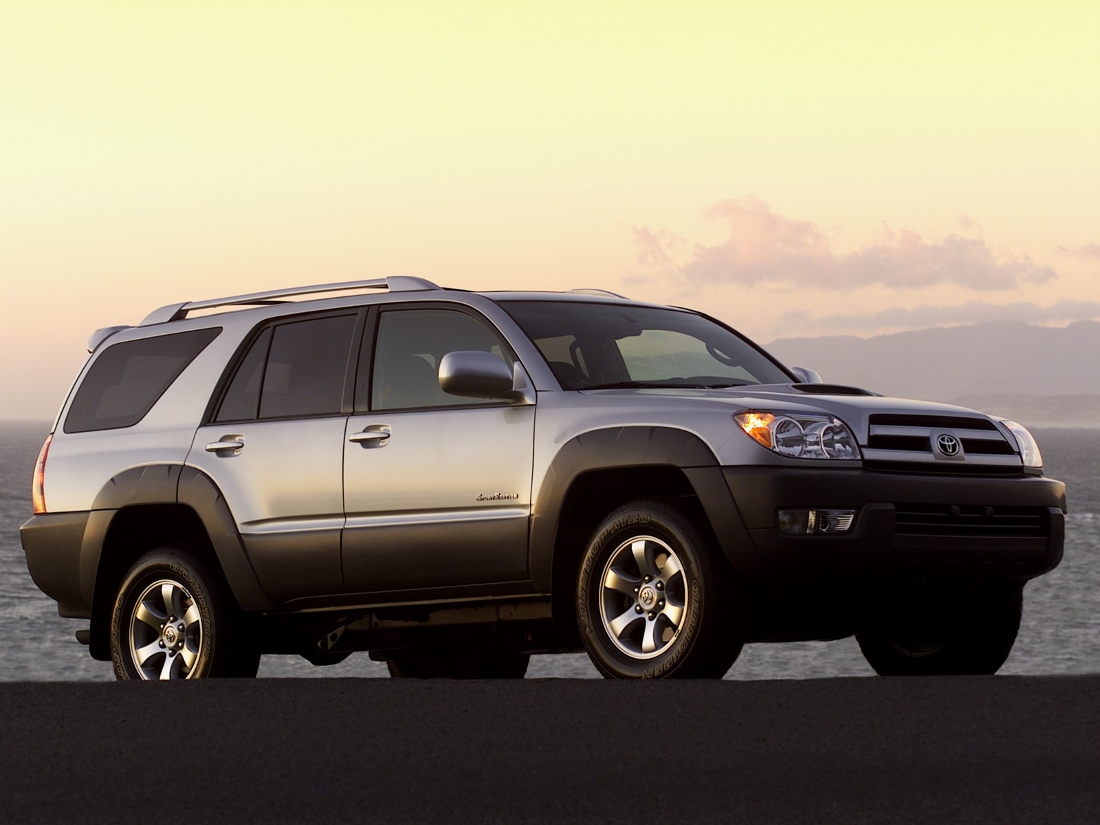 Toyota 4Runner photo 33