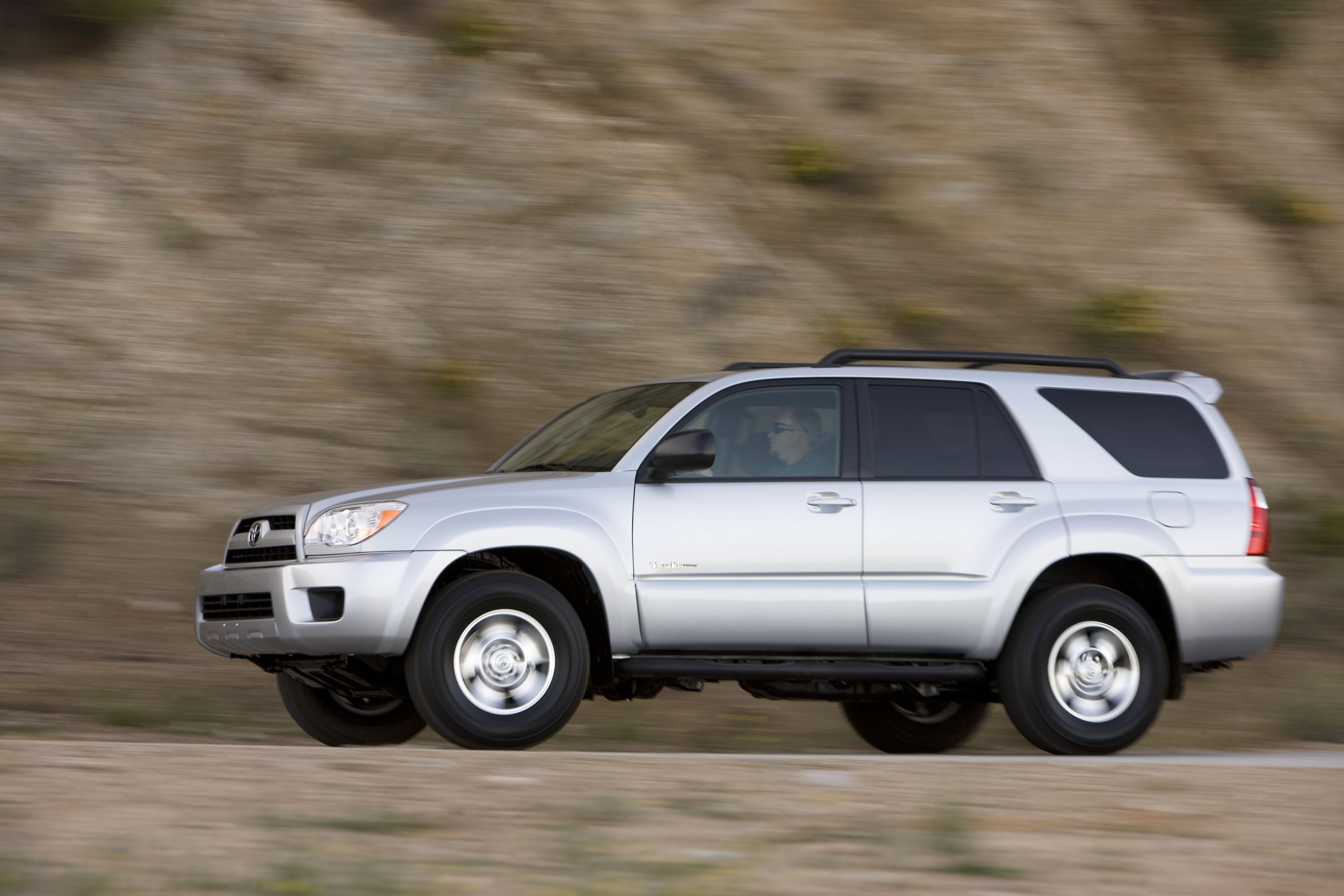 Toyota 4Runner photo 48