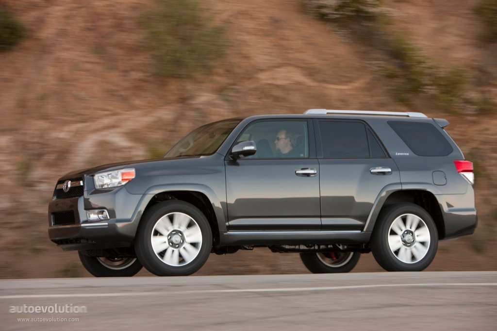 Toyota 4Runner photo 10