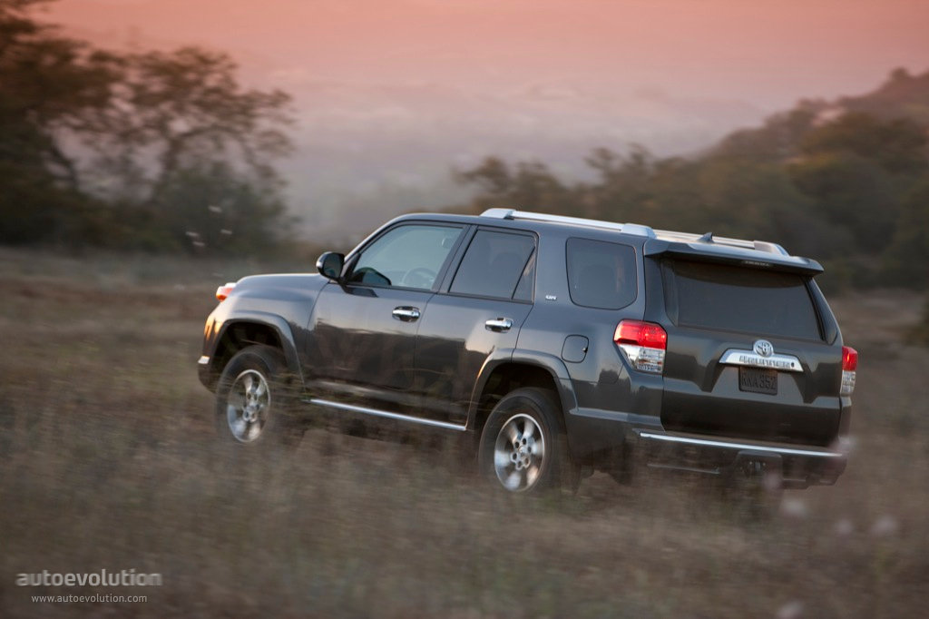Toyota 4Runner photo 13
