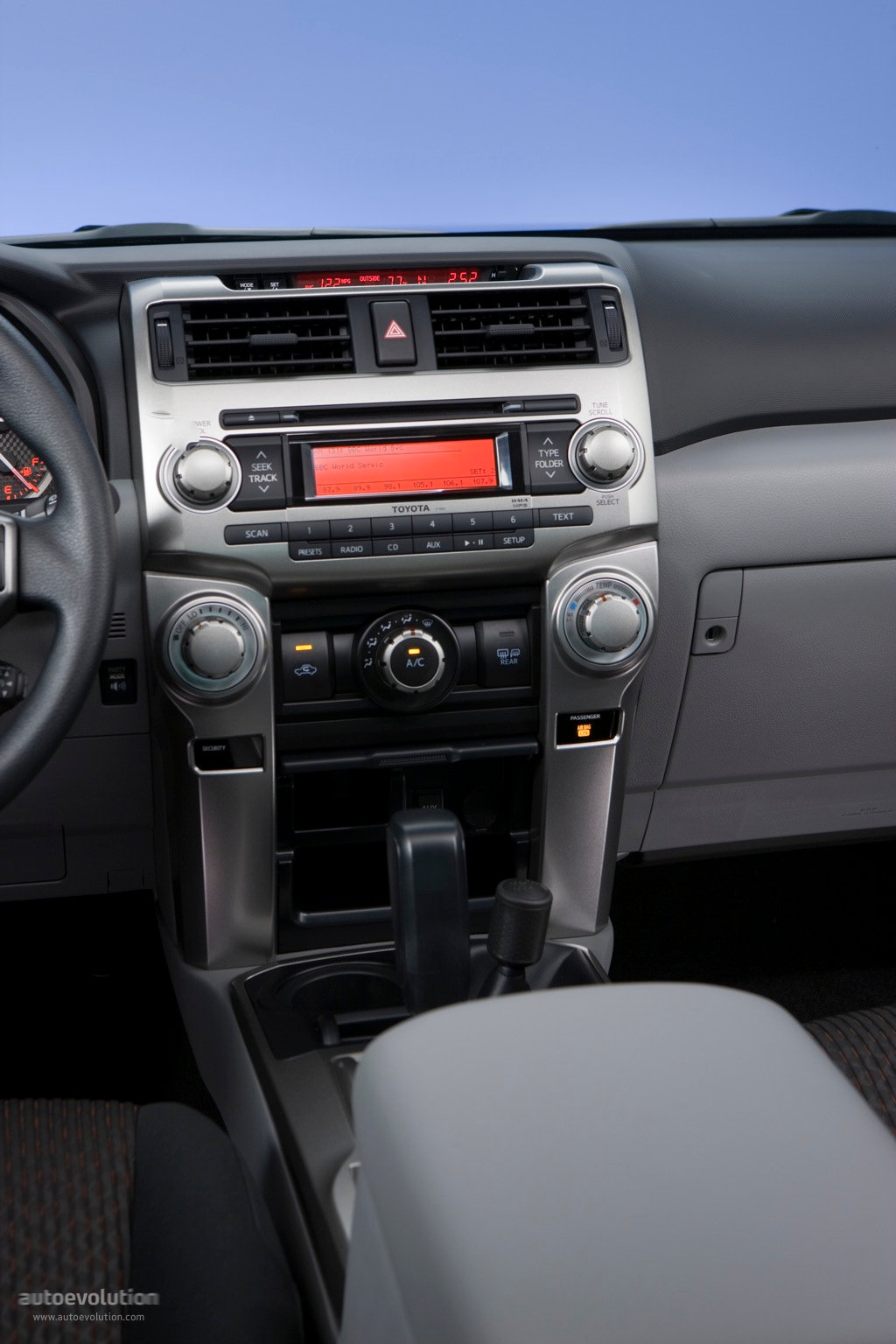 Toyota 4Runner photo 37