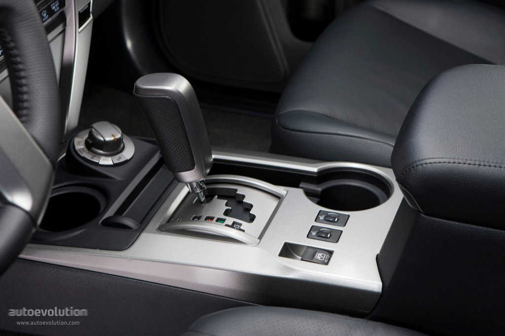 Toyota 4Runner photo 38