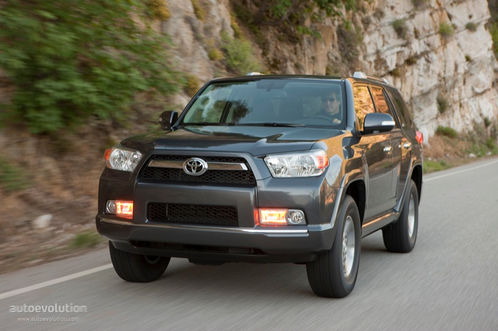 Toyota 4Runner photo 8