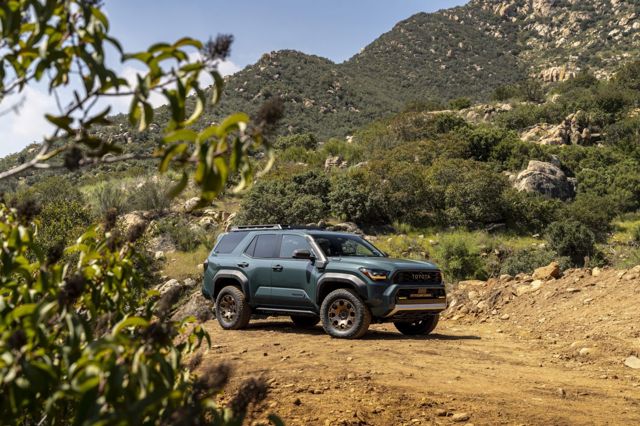 Toyota 4Runner photo 3