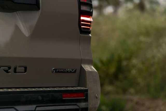Toyota 4Runner photo 10