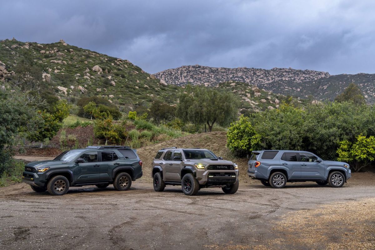 Toyota TOYOTA 4Runner 4.0L V6 2WD 4AT (245 HP)
