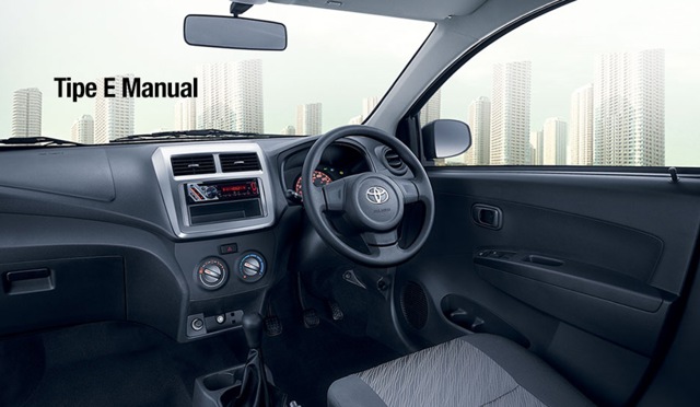 Toyota Agya Foto 12