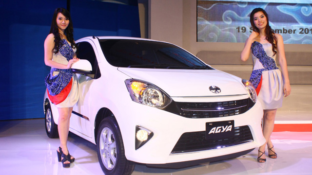 Toyota Agya Foto 3