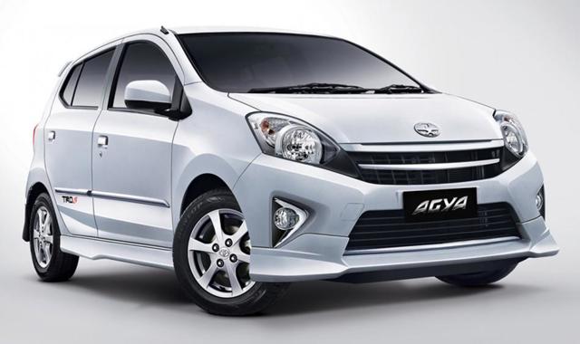 Toyota Agya Foto 4