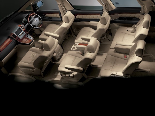 Toyota Alphard Foto 21