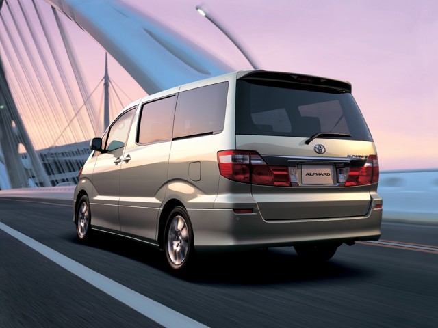 Toyota Alphard Foto 17